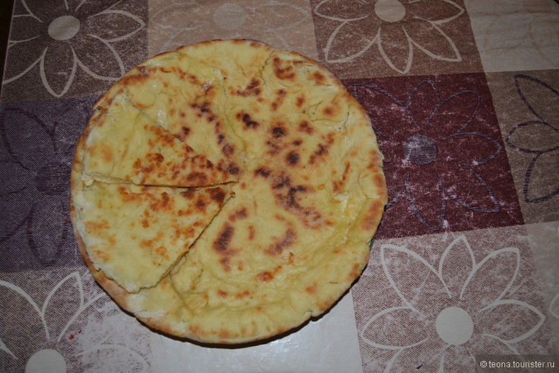 Хачапури — самое популярное грузинское блюдо