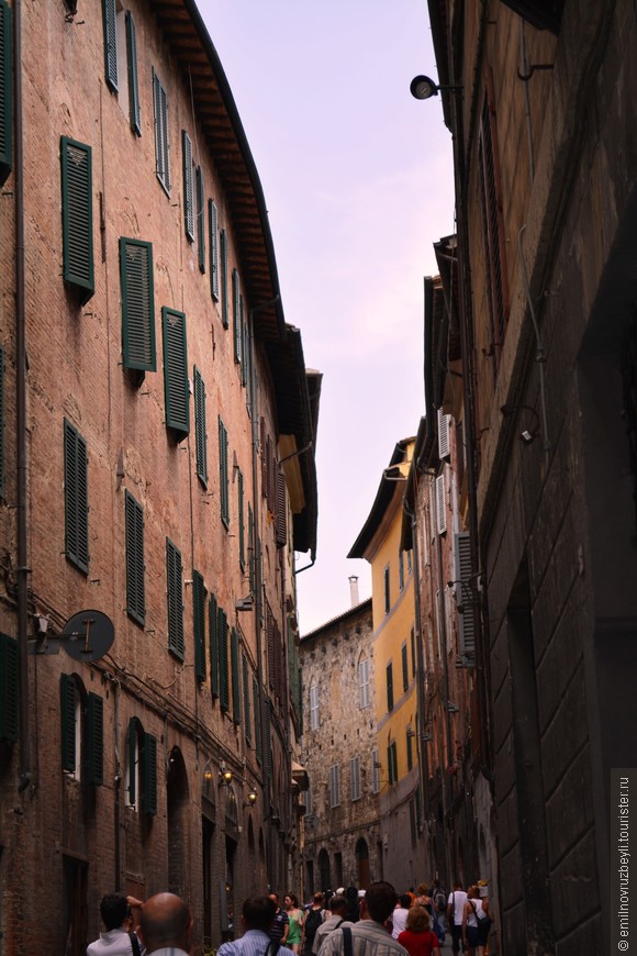 От Фьюмичино до Мальпенса или в поисках идеального маршрута по Италии. Часть 3 - «Сиена. Назад в прошлое»