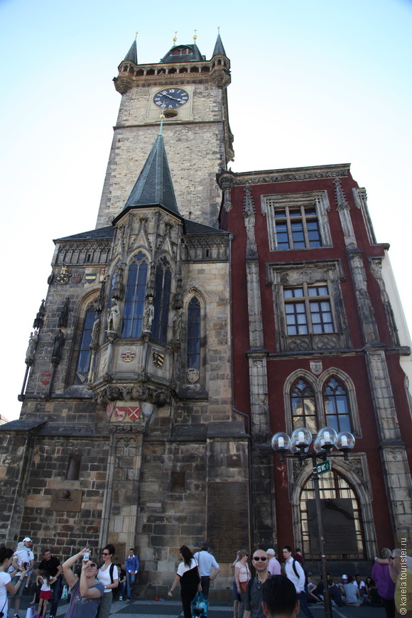 Староместская ратуша со знаменитыми астрономическими часами