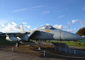 Музей военной техники и гражданской авиации