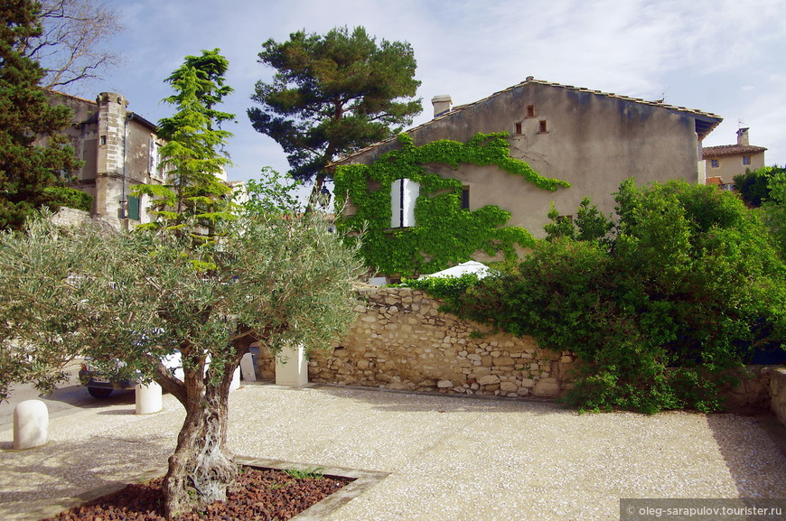 Les villages de Provence en printemps