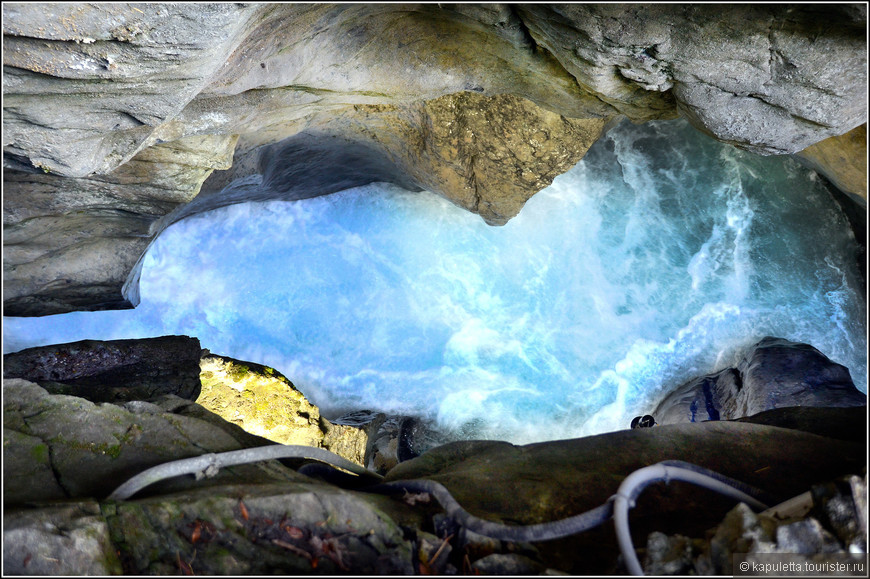Трюммельбахский водопад. Где живет ледниковая вода?