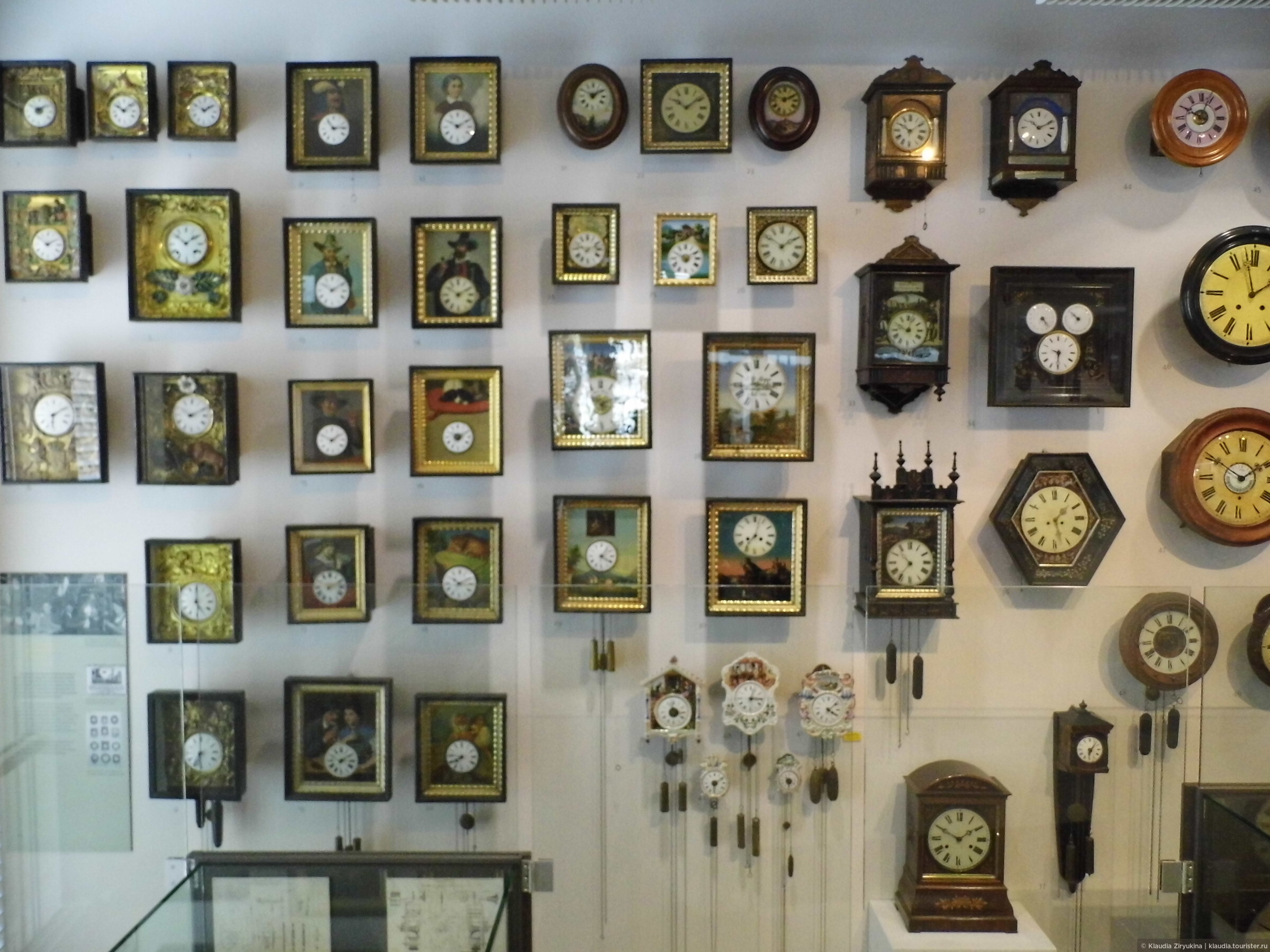 В каком городе музей часов. Музей часов Ангарск. Город Ангарск Иркутская музей часов. Шварцвальд музей часов. Музей часов в Швейцарии.