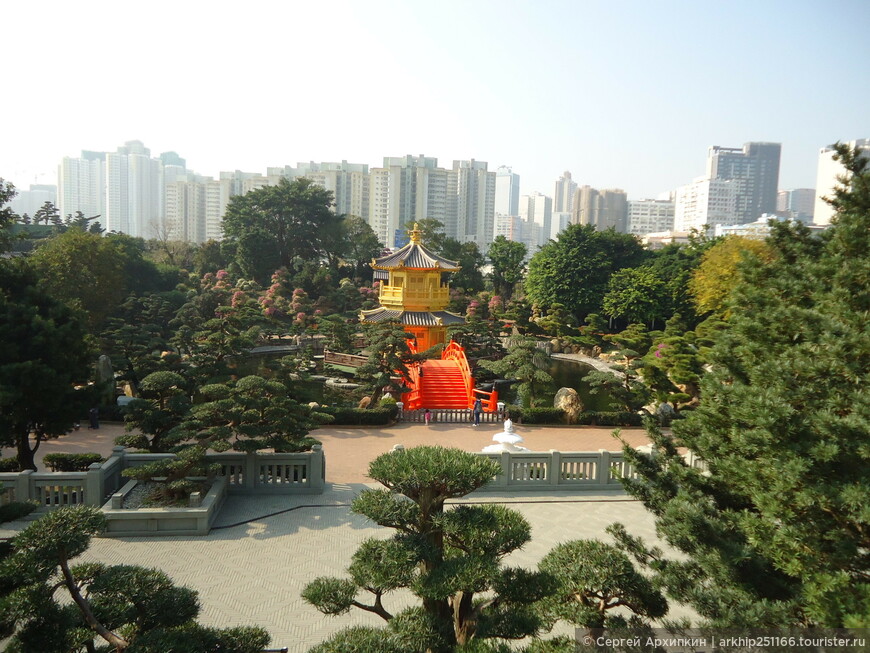 Самостоятельно по Гонконгу (Сад Нан Лиан и Монастырь Десяти тысяч Будд) в январе 2013 г.