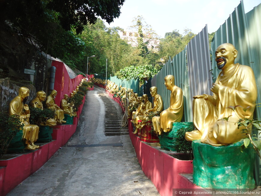 Самостоятельно по Гонконгу (Сад Нан Лиан и Монастырь Десяти тысяч Будд) в январе 2013 г.