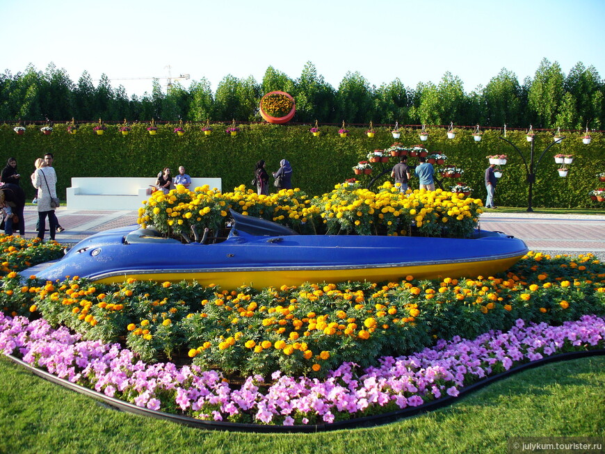 45 миллионов цветов парка Miracle Garden