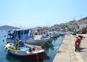 Остров Halki — один из островов Додеканеса