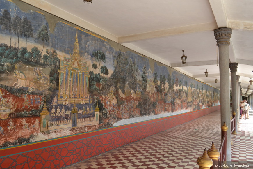 Королевский дворец - обязательно для посещения в Пномпене