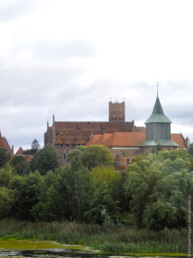 Замок Мальброк. Некогда главная резиденция Тевтонского ордена
