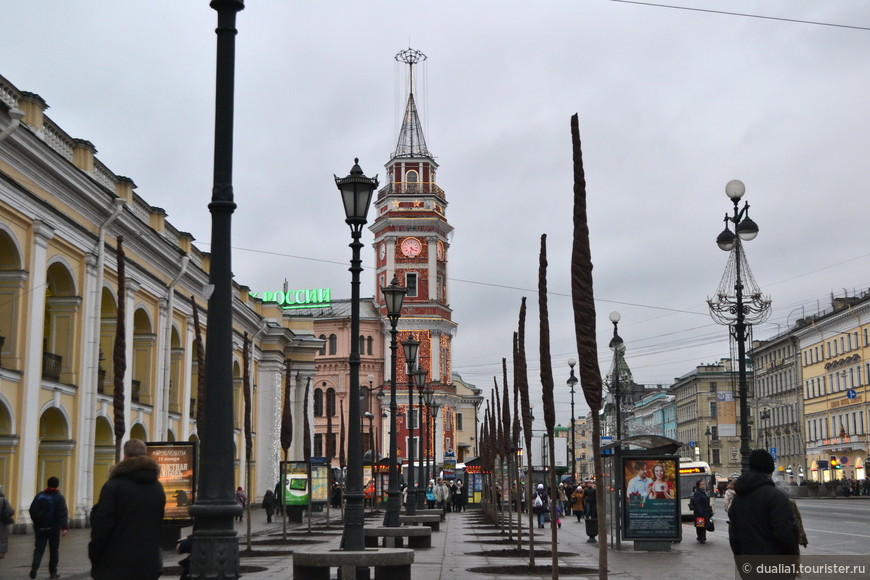 Новогоднее очарование Петербурга