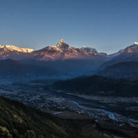 Верховья долины Покхара, смотрятся как на ладони с вершины деревеньки Сааншкот