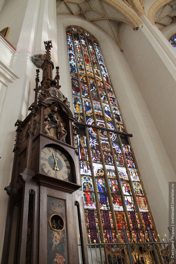 Самые старые деревянные часы в Мюнхене, 16 век