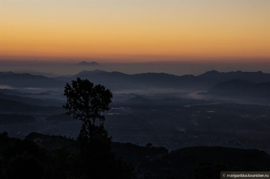 Однажды на восходе! ...в Непале. Сарангкот.