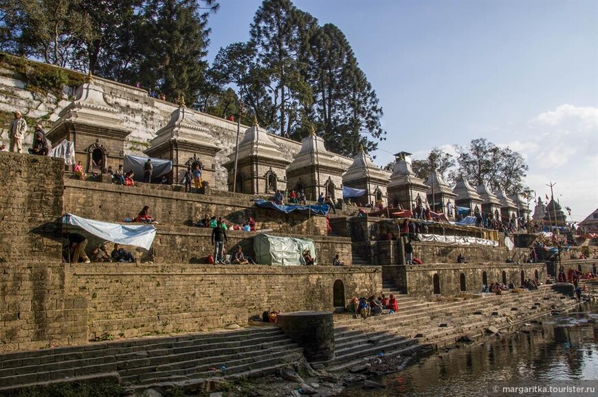 Праздник Мёртвых в Пашупатинатхе. Катманду