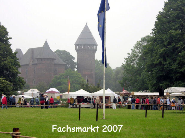 Цель в Германии. Burg Linn в Крефельде