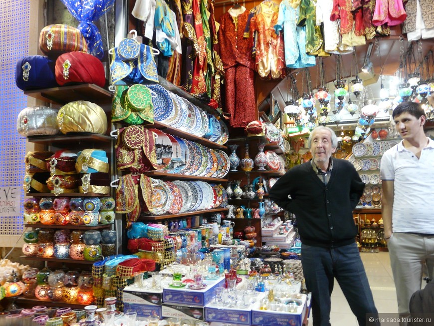 Египетский базар в Стамбуле.