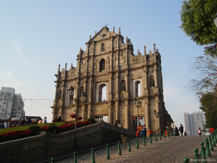 Руины собора Св. Павла