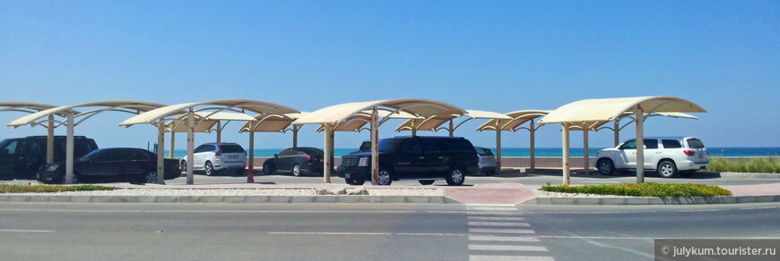 Парковка на причале Jebel Dhanna Jetty.