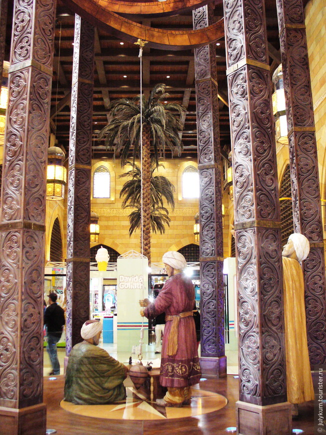 Ibn Battuta Mall. Часть 2: Дворы Египта и Персии