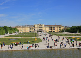 Дворец Шёнбрунн ( Вена )