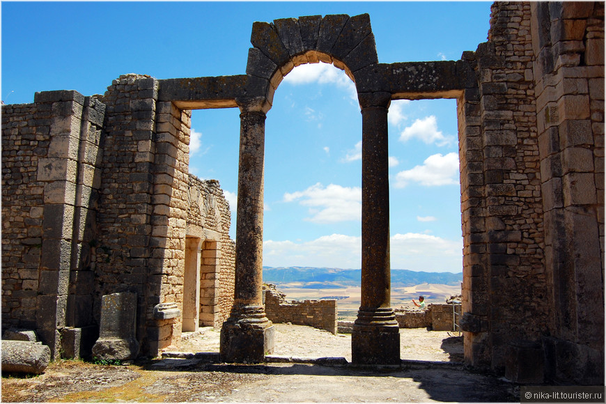 Мои любимые руины — древнеримский город Дугга