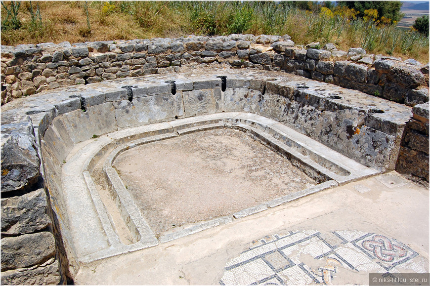 Мои любимые руины — древнеримский город Дугга
