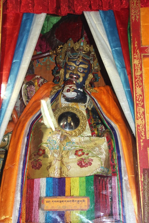 Монастырь Нечунг на праздник Сагадава 2014