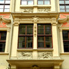 Фрагмент фасада здания - один из примеров прекрасно выполненой работы рестовраторов. 