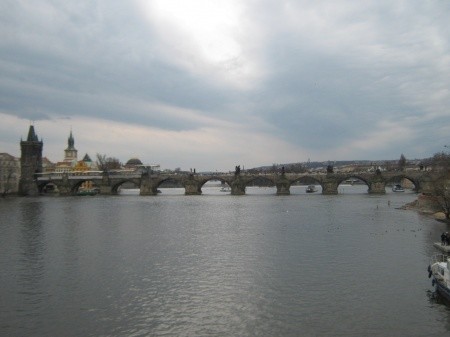 Прага, только Прага, и совсем немного замок Сырхов