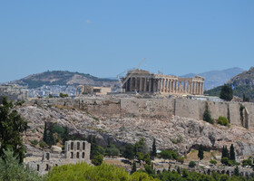 Акрополь-символ Греции.