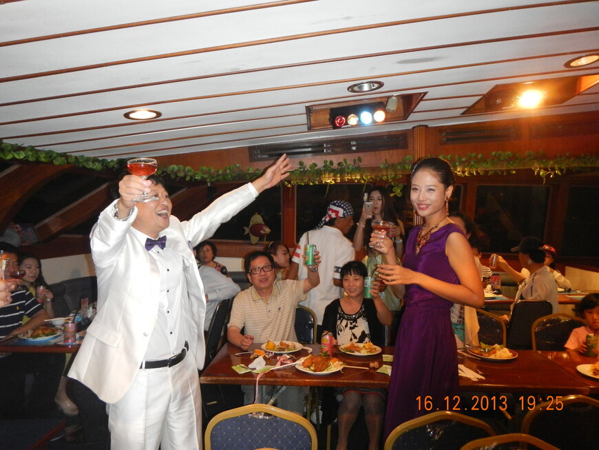 китайская свадьба на яхте с Роджером