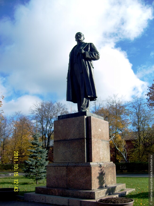 В.И. Ленин (фото октябрь 2011)