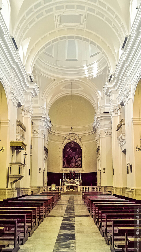 центральный собор Орте Cattedrale di Santa Maria Assunta (внутри)