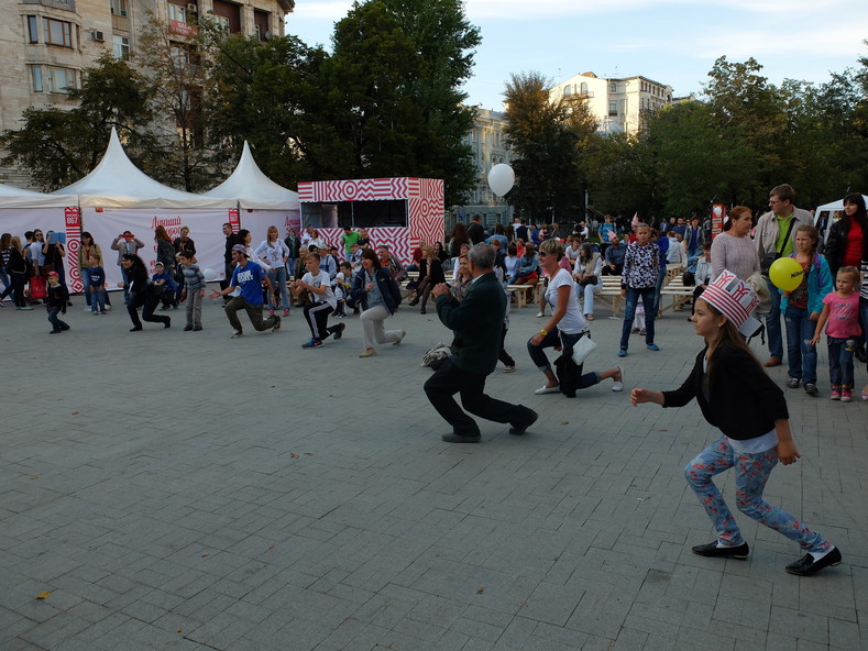 С Днем рождения, Москва, с Днем рождения, любимая столица!