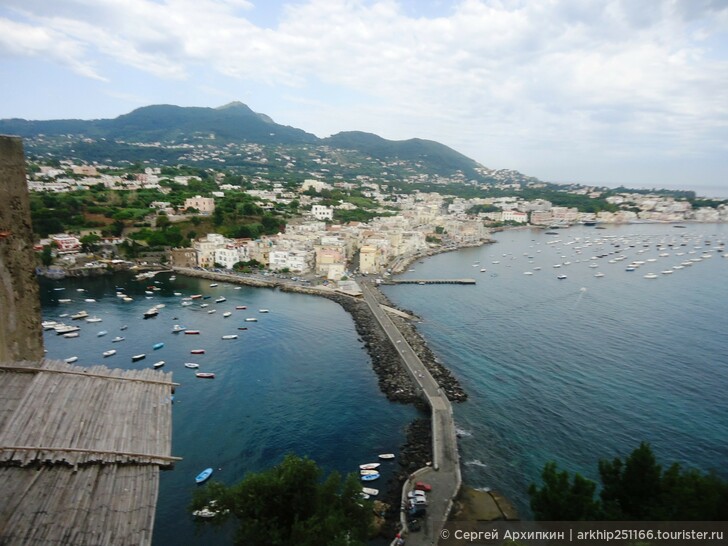 Как самостоятельно добраться из Неаполя на остров Капри и остров Искья