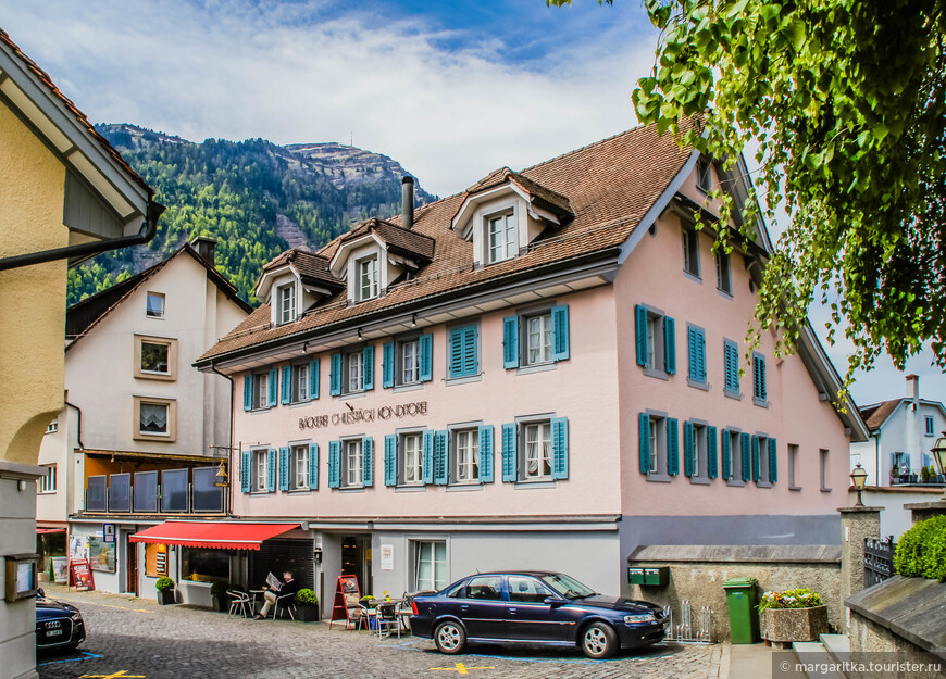 Арт — самый обычный швейцарский городок 