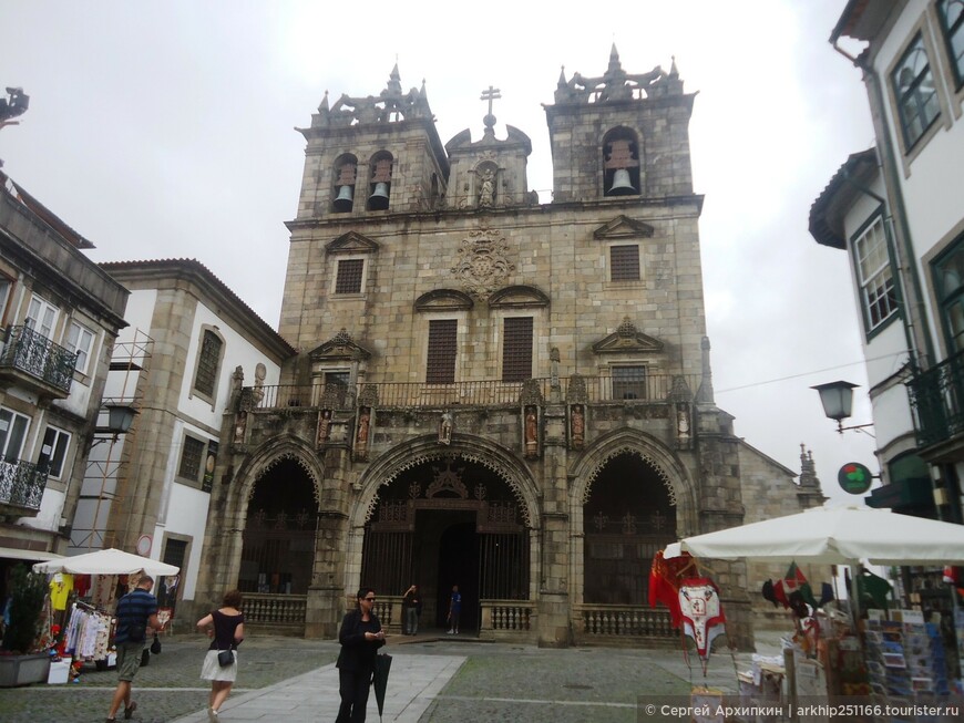 Самостоятельно по Северной Португалии ( Порту — Брага — Гимарайнш — Коимбра) в августе 2014.