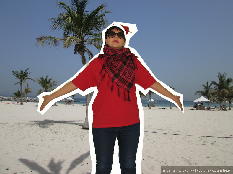 **Пляж в районе Дейра, Дубаи.