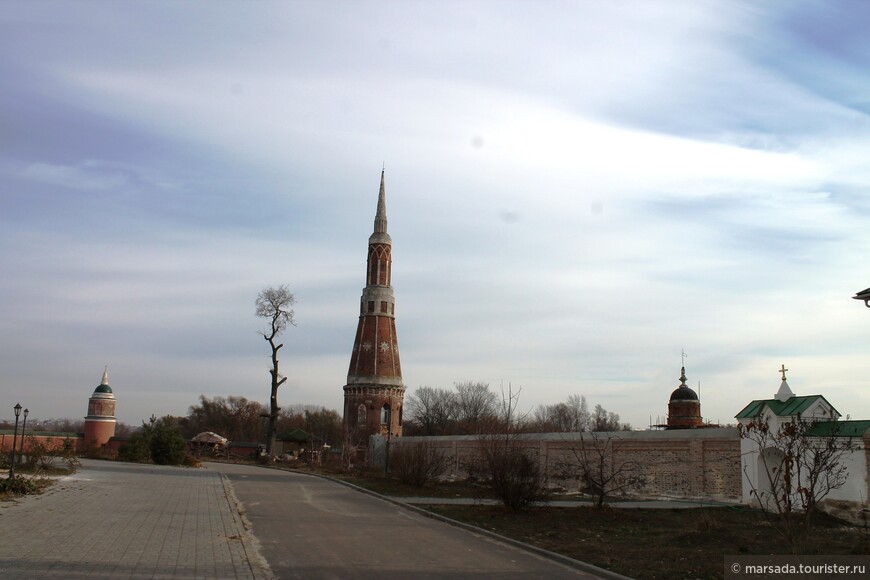 Сохранившиеся башни монастыря