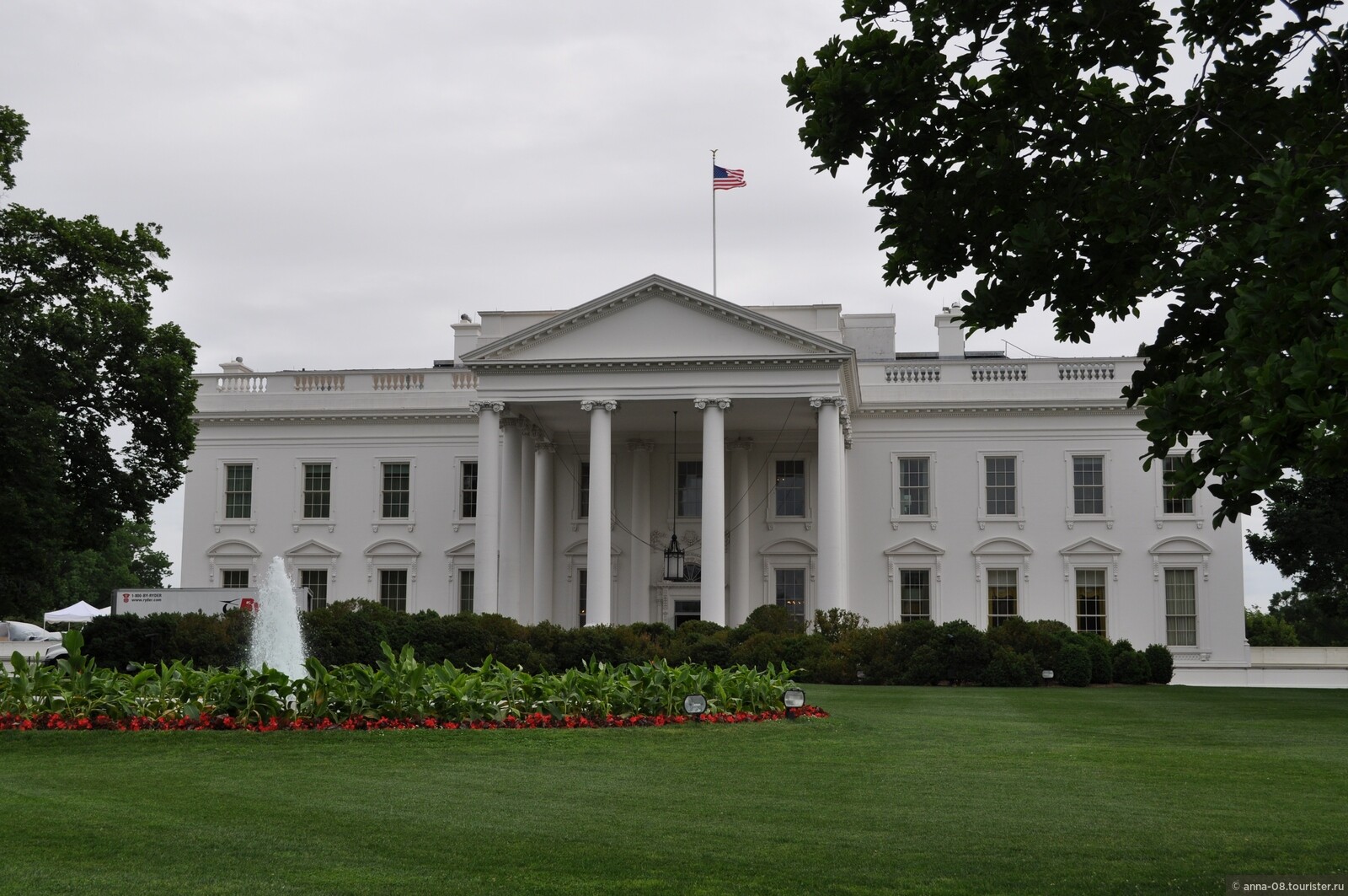 Мастерская белый дом. Резиденция президента США. Банни Меллон белый дом Вашингтон. Белый дом Вашингтон бункер. Белый дом Вашингтон руины.
