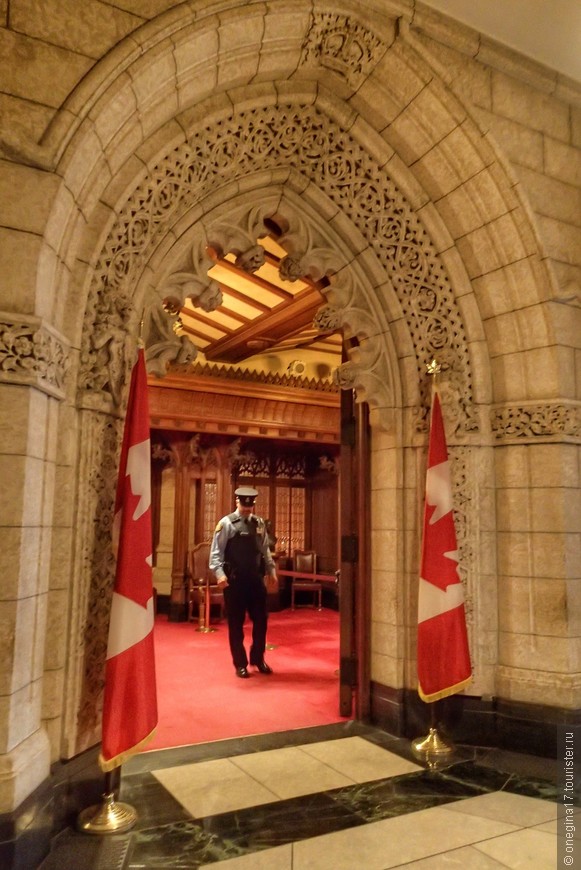 Путешествие в страну кленовых листьев. Парламент Канады и Парламентский холм
