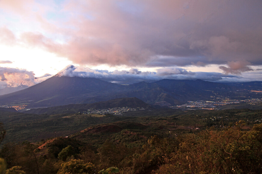 Как мы совершили восхождение на вулкан в Гватемале
