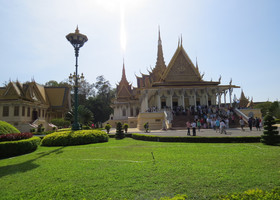 В гостях у кхмерских королей