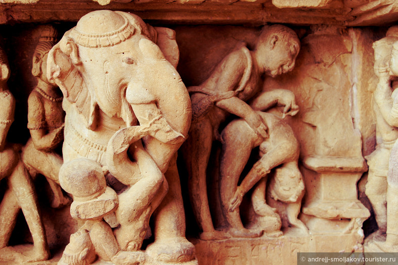 Кхаджурахо - храм Любви (Индия)