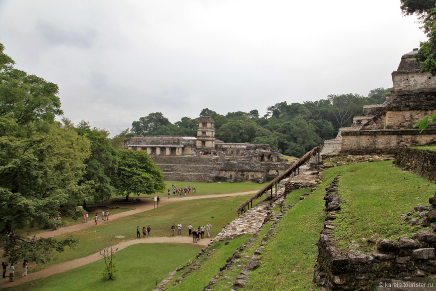 День рождения в мексиканском стиле: пирамиды и водопады