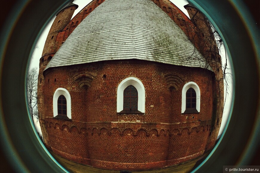 Сынковичи храм-крепость св.Архангела Михаила