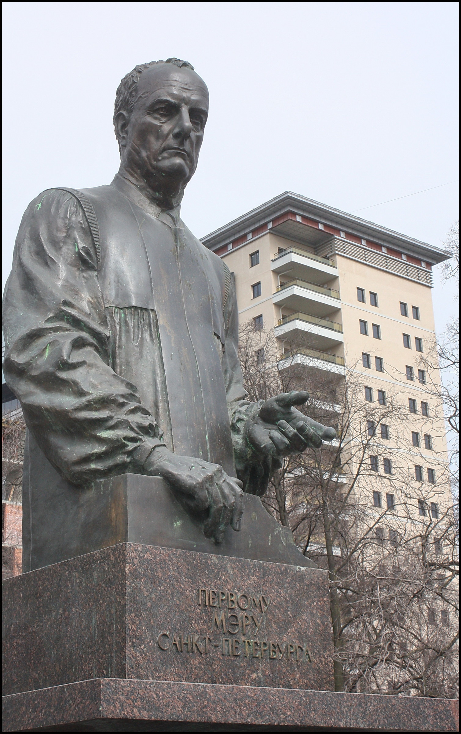 Памятник собчаку в санкт петербурге
