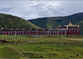 Буддистская школа-общежитие.