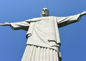Рио под защитой Христа