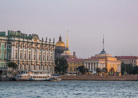 Дворцовый Петербург.